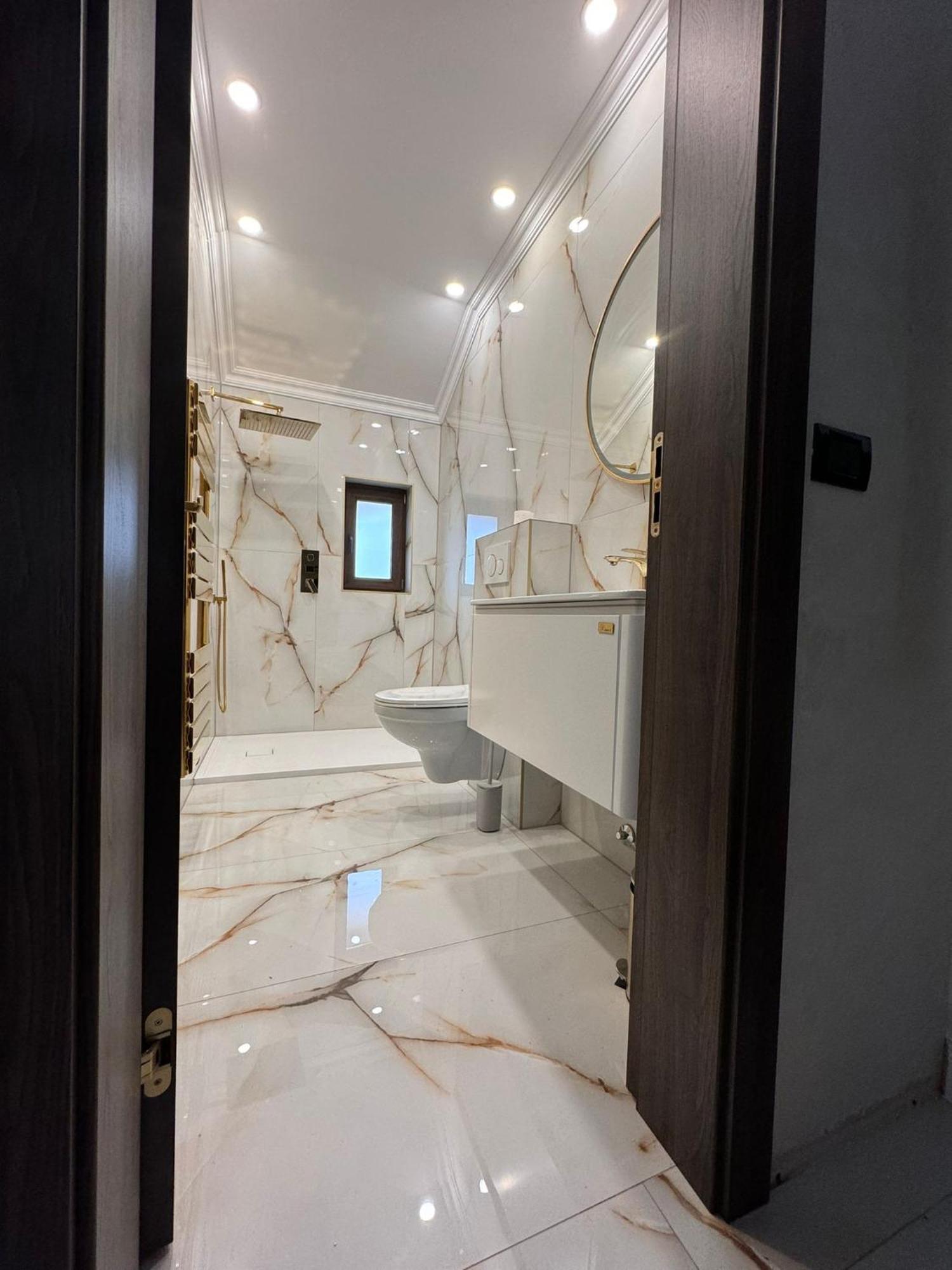 Sea Breeze Rooms Mamaia Nord Navodari Exterior photo