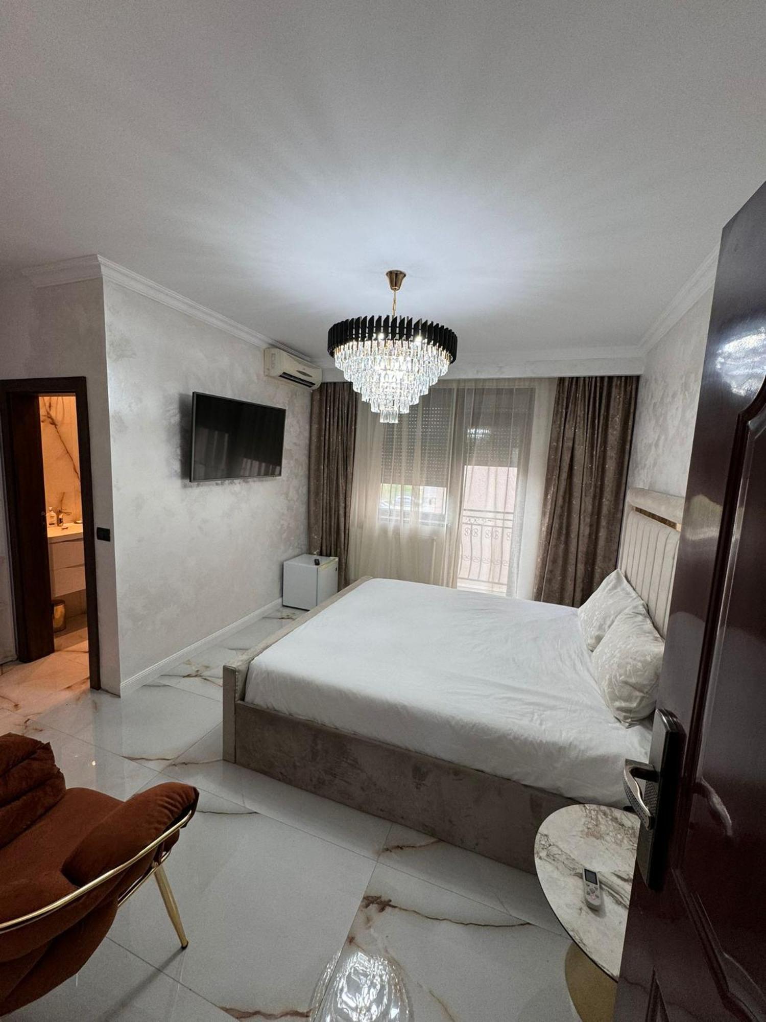 Sea Breeze Rooms Mamaia Nord Navodari Exterior photo