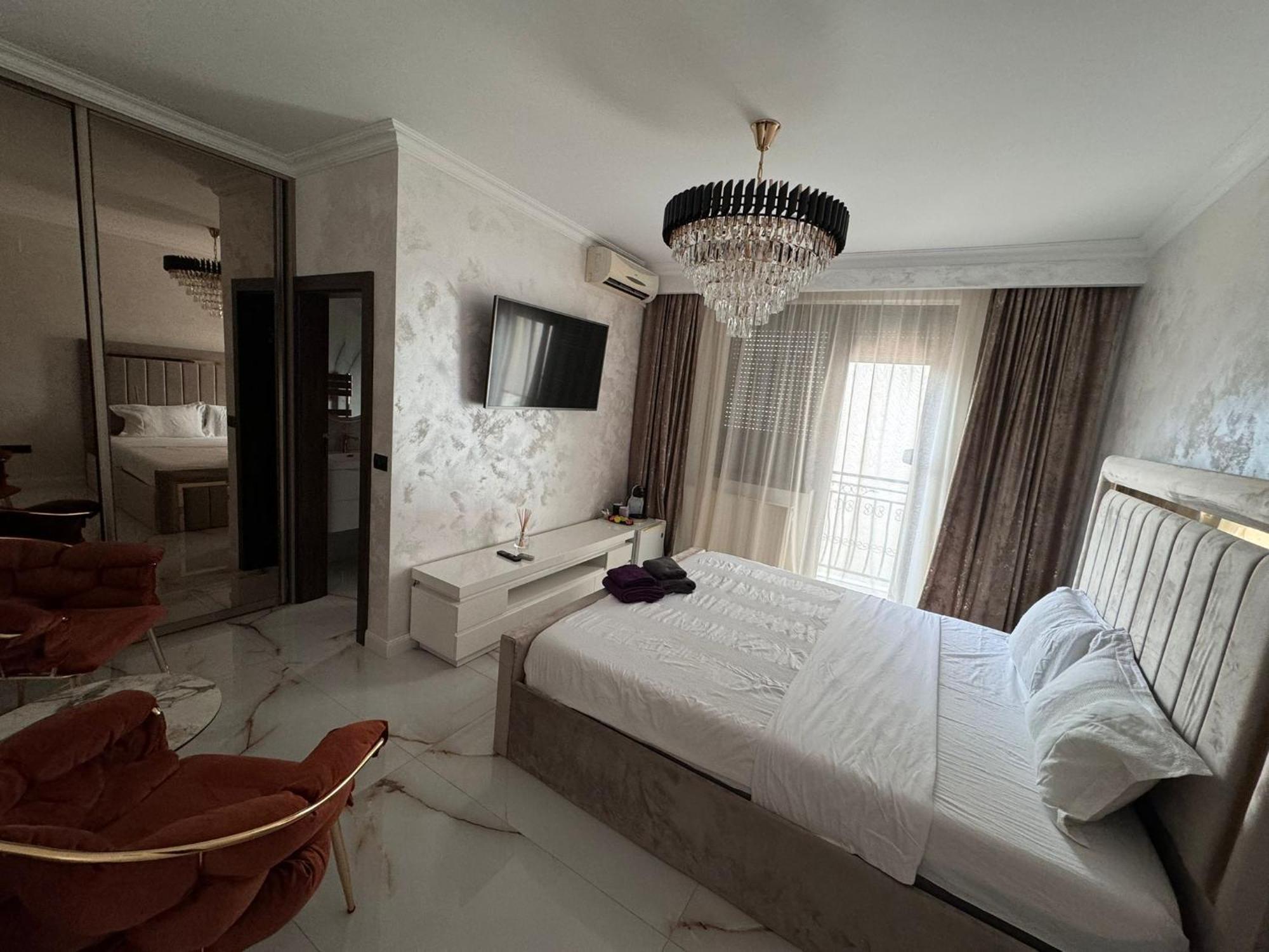 Sea Breeze Rooms Mamaia Nord Navodari Exterior photo